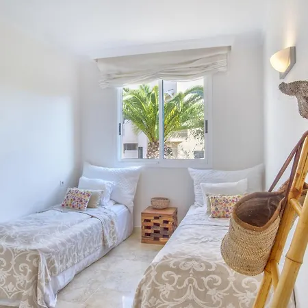 El Manantial, Elviria, Marbella, Costa Del Sol *